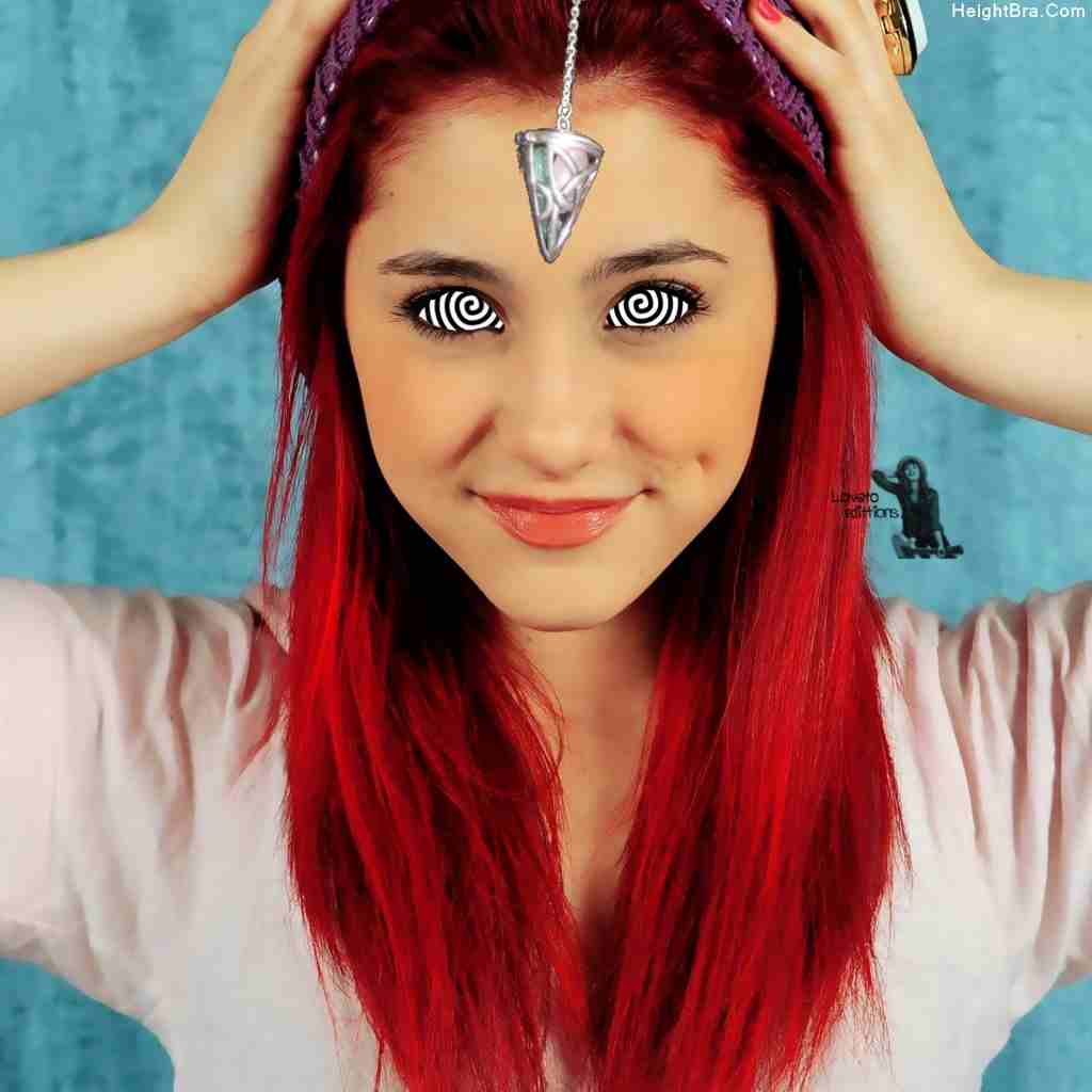Ariana Grande HD Wallpaper