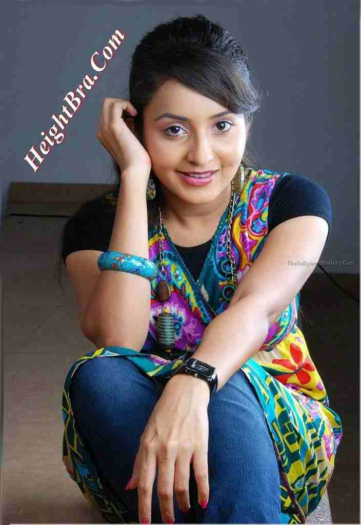 Bhama Figure Size