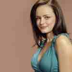Alexis Bledel Body Measurements