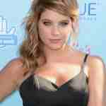 Ashley Benson Boobs Size