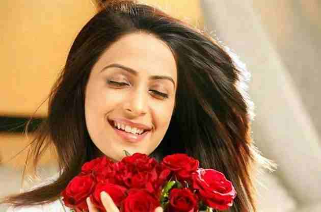 Dimple Jhangiani Sexy Pics
