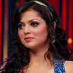 Drashti Dhami Hot Sexy Face