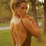 Elizabeth Berkley Semi Nude