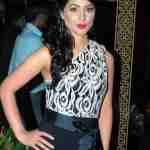 Hina Khan Height