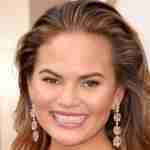 Chrissy Teigen HD Wallpaper