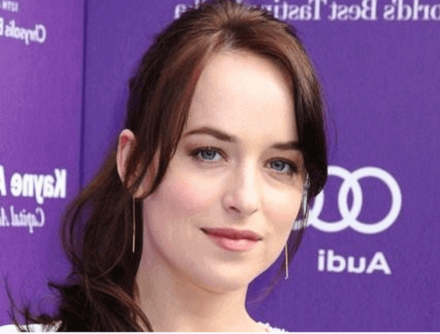 Dakota Johnson Shoe Size