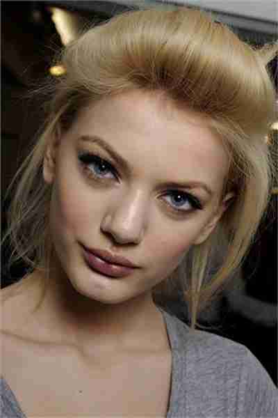 Bregje Heinen Height