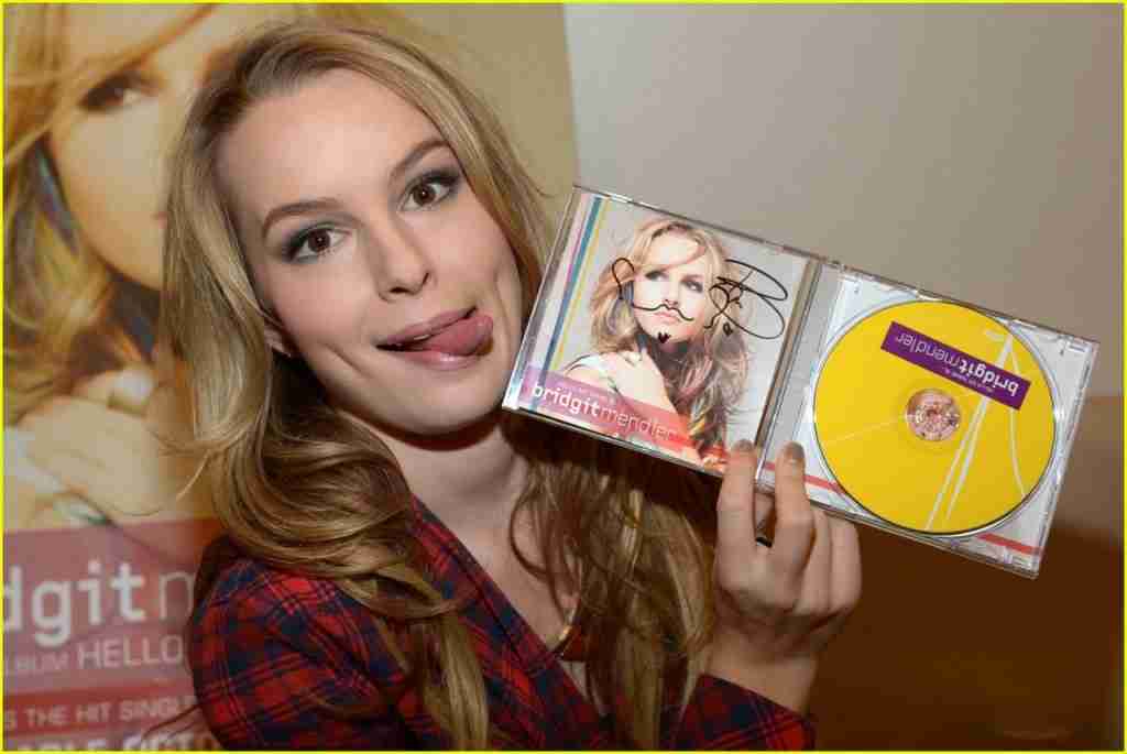 Bridgit Mendler Hot Wallpaper